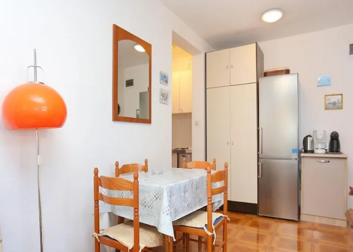 Rosa Apartment